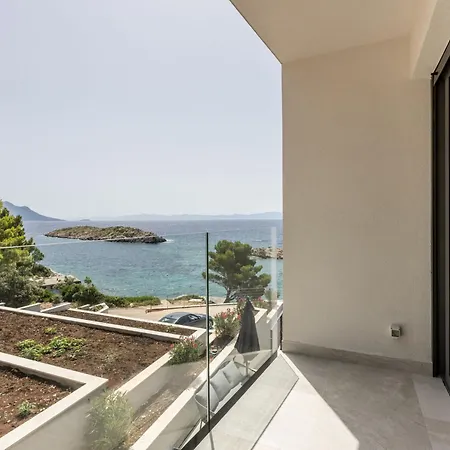 Villa Luxury Villa Luce By Interhome * Pijavicino
