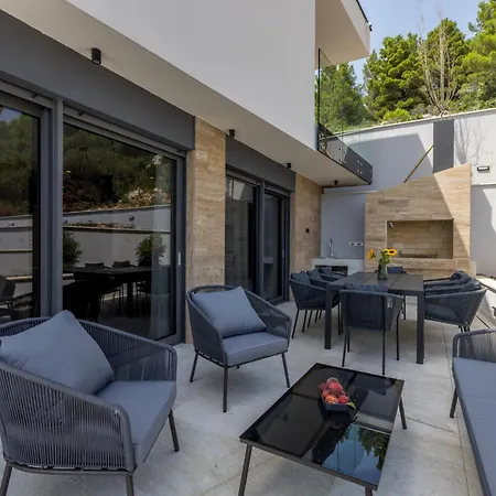 Villa Luxury Villa Luce By Interhome Βίλα